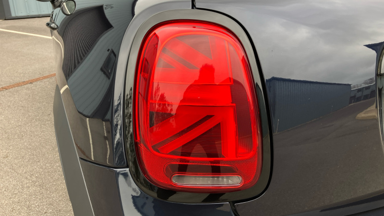 MINI Hatchback 2.0 Cooper S Sport 3dr Auto Petrol Hatchback